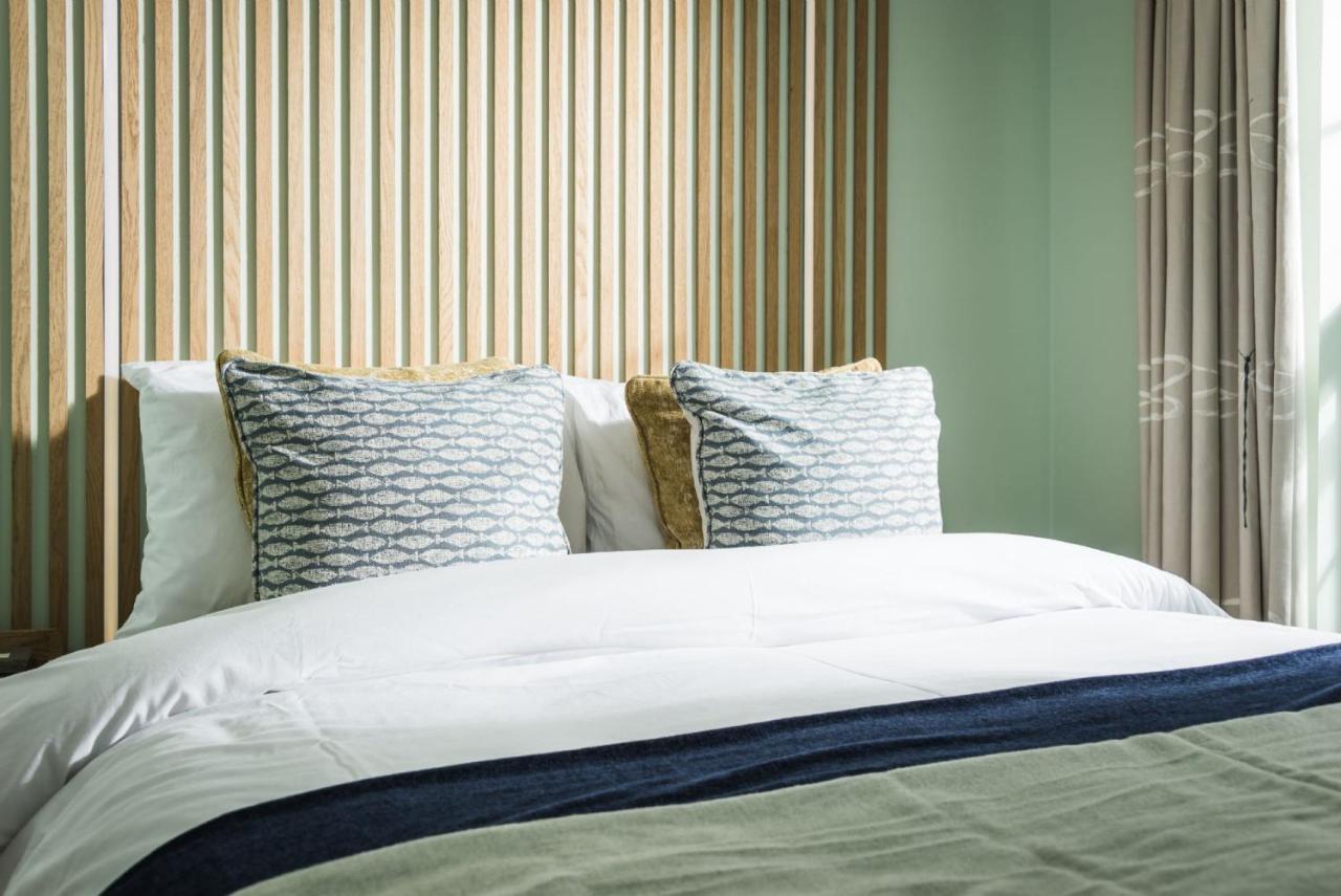 Tradewinds Villa Camber Luaran gambar