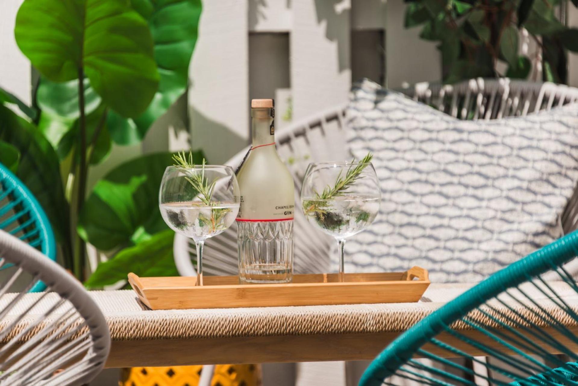 Tradewinds Villa Camber Luaran gambar